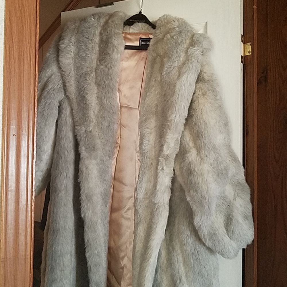 Fur coat